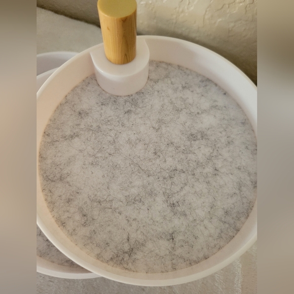 The 2Bandits Catchall Tray - Picture 4 of 5